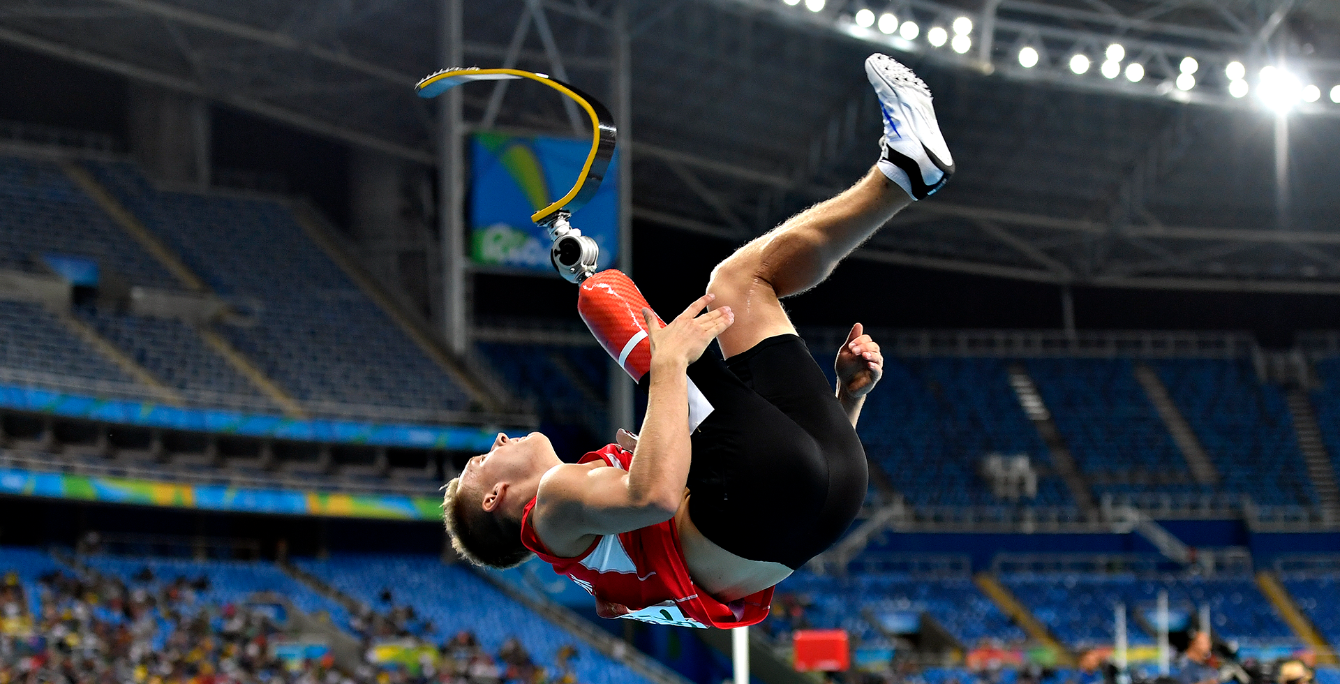 更是对未来 更是对未来